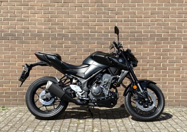 Yamaha MT 03 - Afbeelding 2
