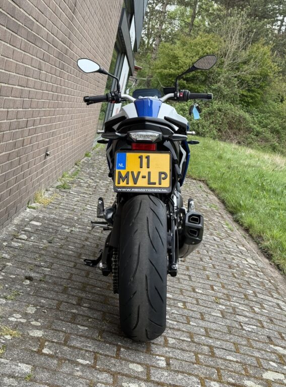 Bmw f900r - image 4