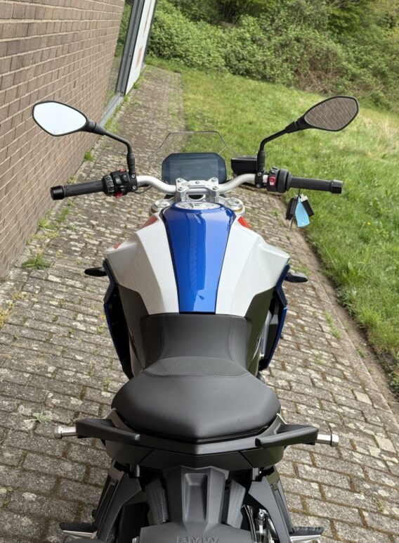 Bmw f900r - image 5