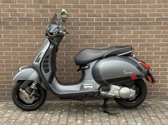 Vespa gts 300 - image 14