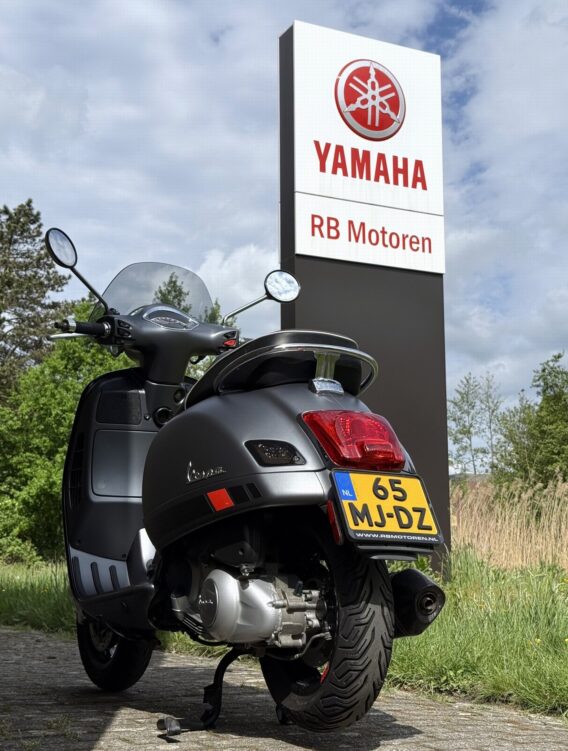 Vespa gts 300 - image 7