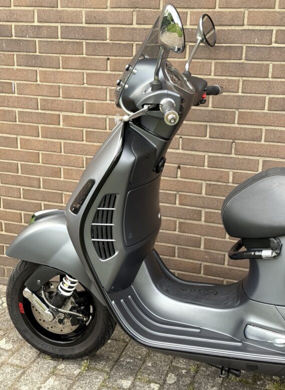 Vespa gts 300 - image 15