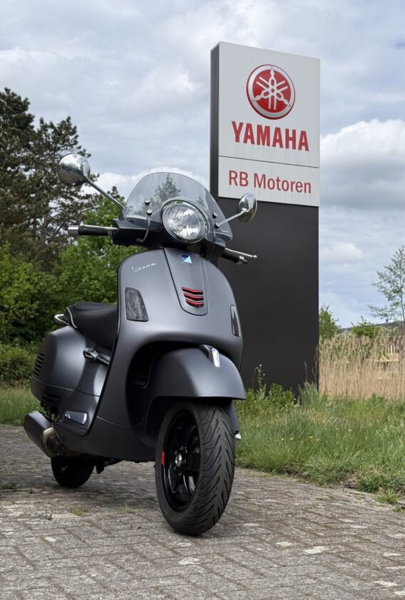 Vespa gts 300