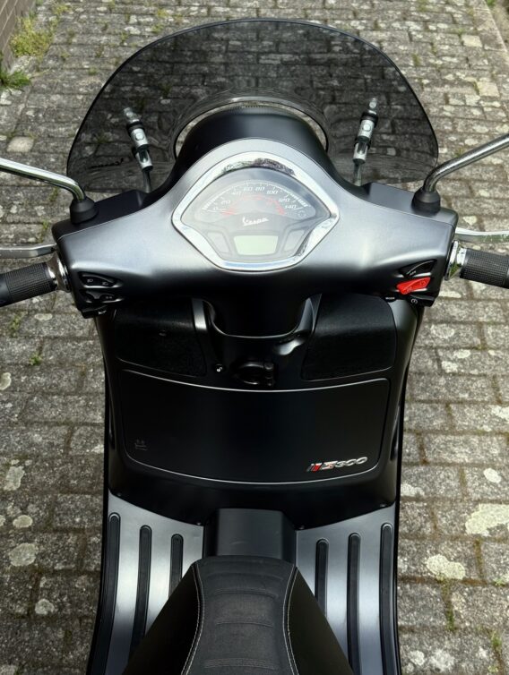 Vespa gts 300 - image 13