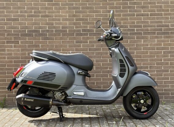 Vespa gts 300 - image 3