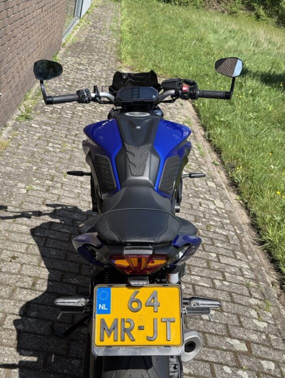 Yamaha mt 07 - image 8