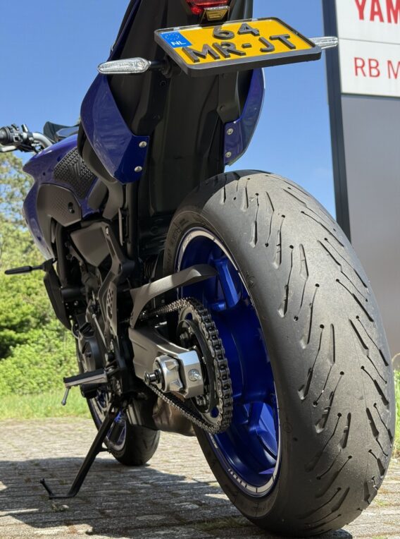Yamaha mt 07 - image 5