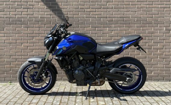 Yamaha mt 07 - image 11