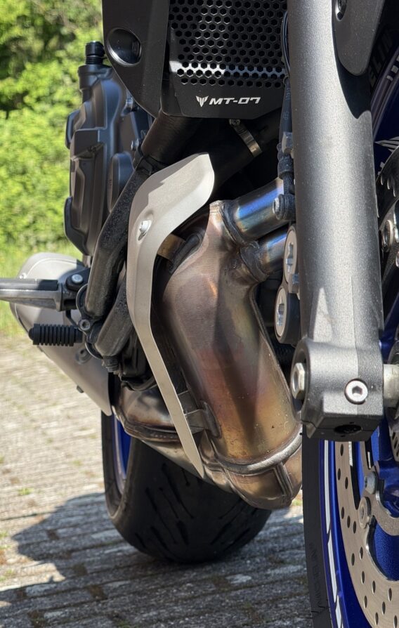 Yamaha mt 07 - image 16