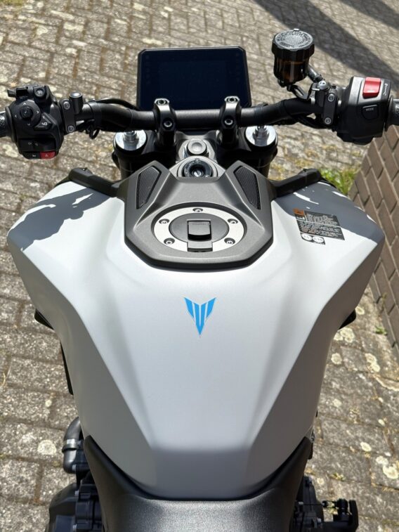 Yamaha MT 09 - Afbeelding 14