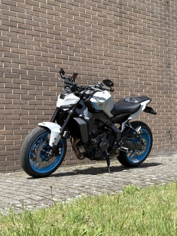 Yamaha MT 09 - Afbeelding 17