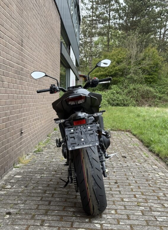 Yamaha mt 09 y-amt - image 11