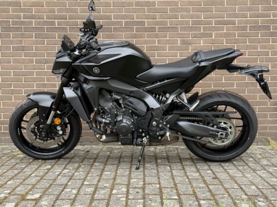 Yamaha mt 09 y-amt - image 7
