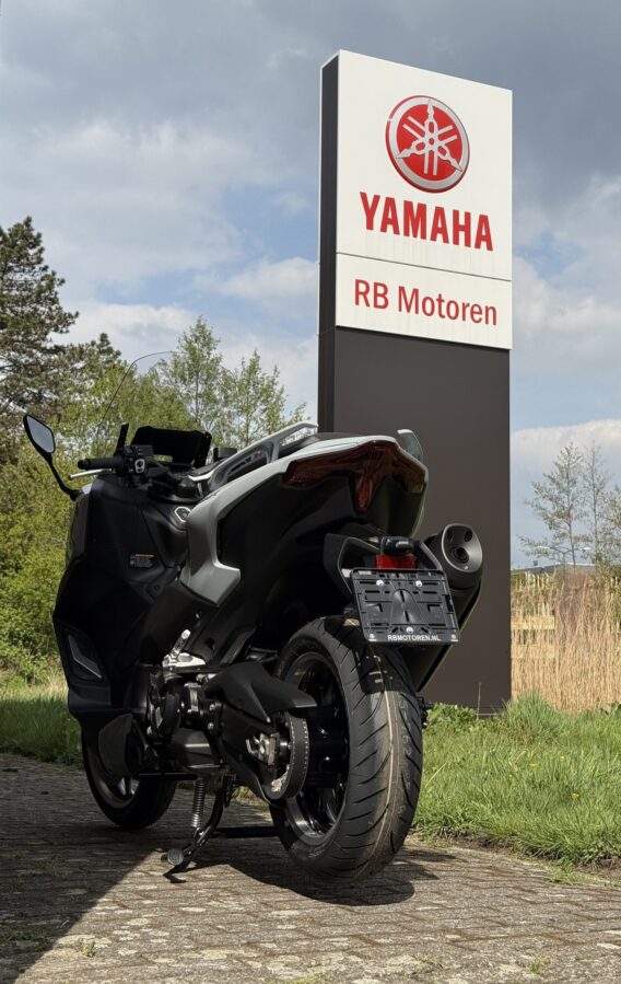 Yamaha t-max xp 560 a tech max - image 5