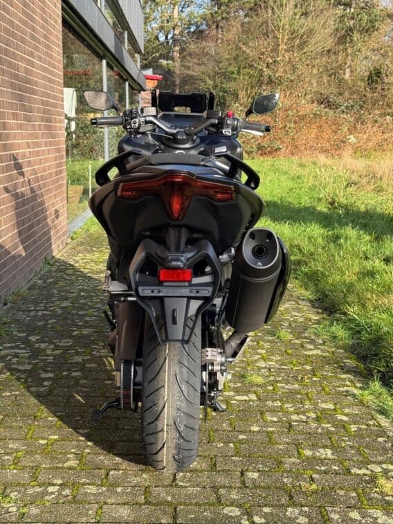 Yamaha t-max xp 560 a tech max - image 3