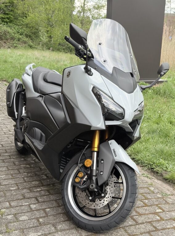 Yamaha t-max xp 560 a tech max - image 12