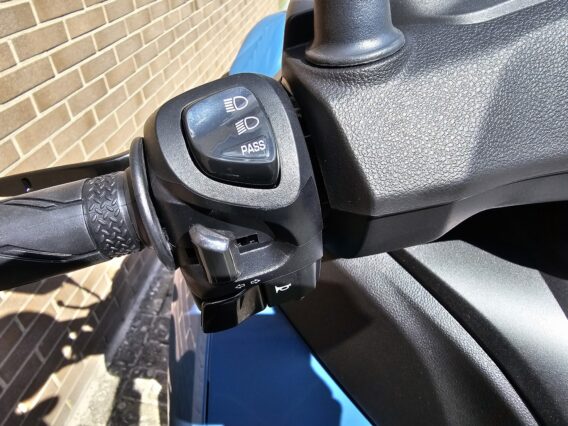 Yamaha tricity 300 - image 7