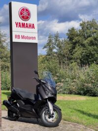 Yamaha Xmax 300 Tech max +
