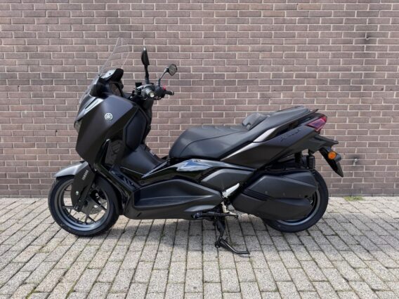 Yamaha Xmax 300 Tech max + - Afbeelding 8