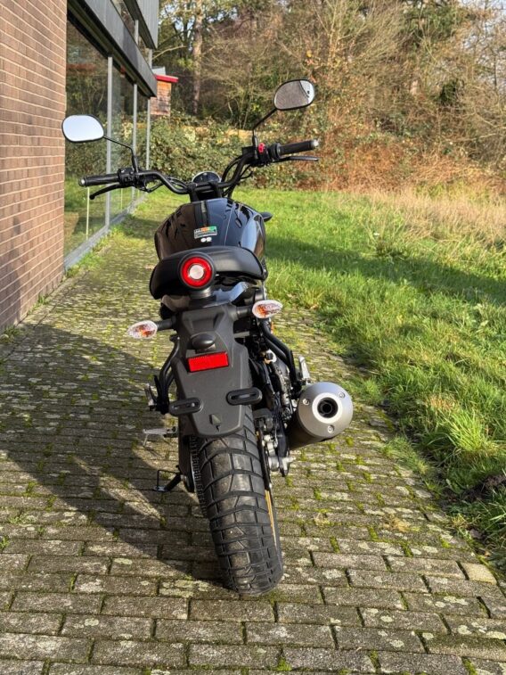 Yamaha xsr 125 legacy - image 3