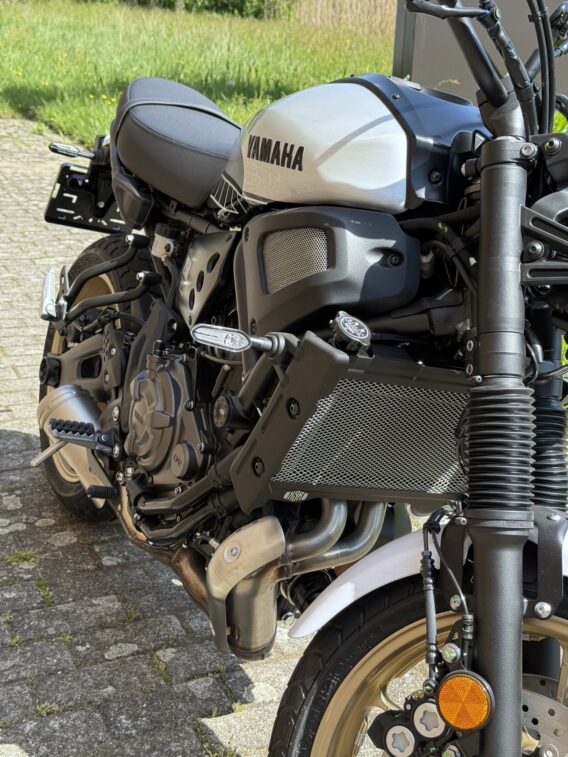 Yamaha xsr 700 legacy yamaha xsr700 l - image 14