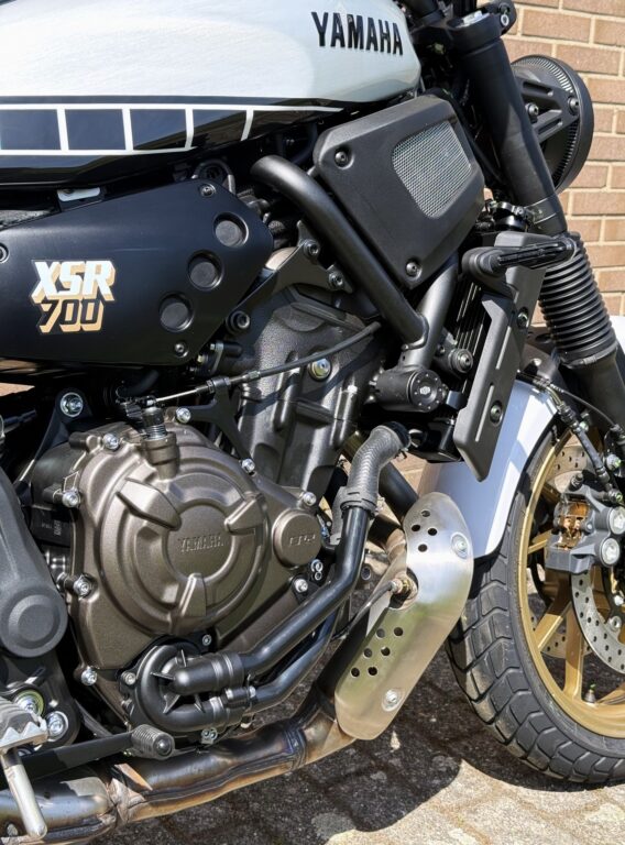 Yamaha xsr 700 legacy yamaha xsr700 l - image 5