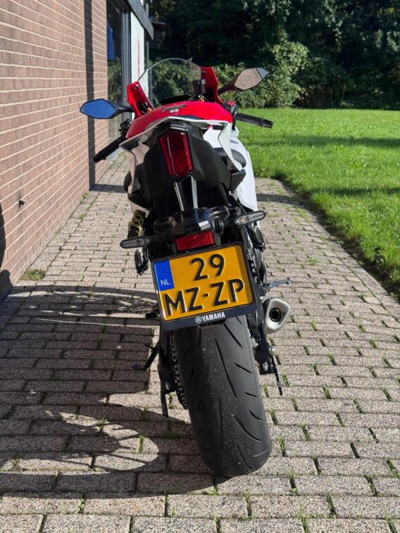 Yamaha YZF R7 70th Anniversary - Afbeelding 6